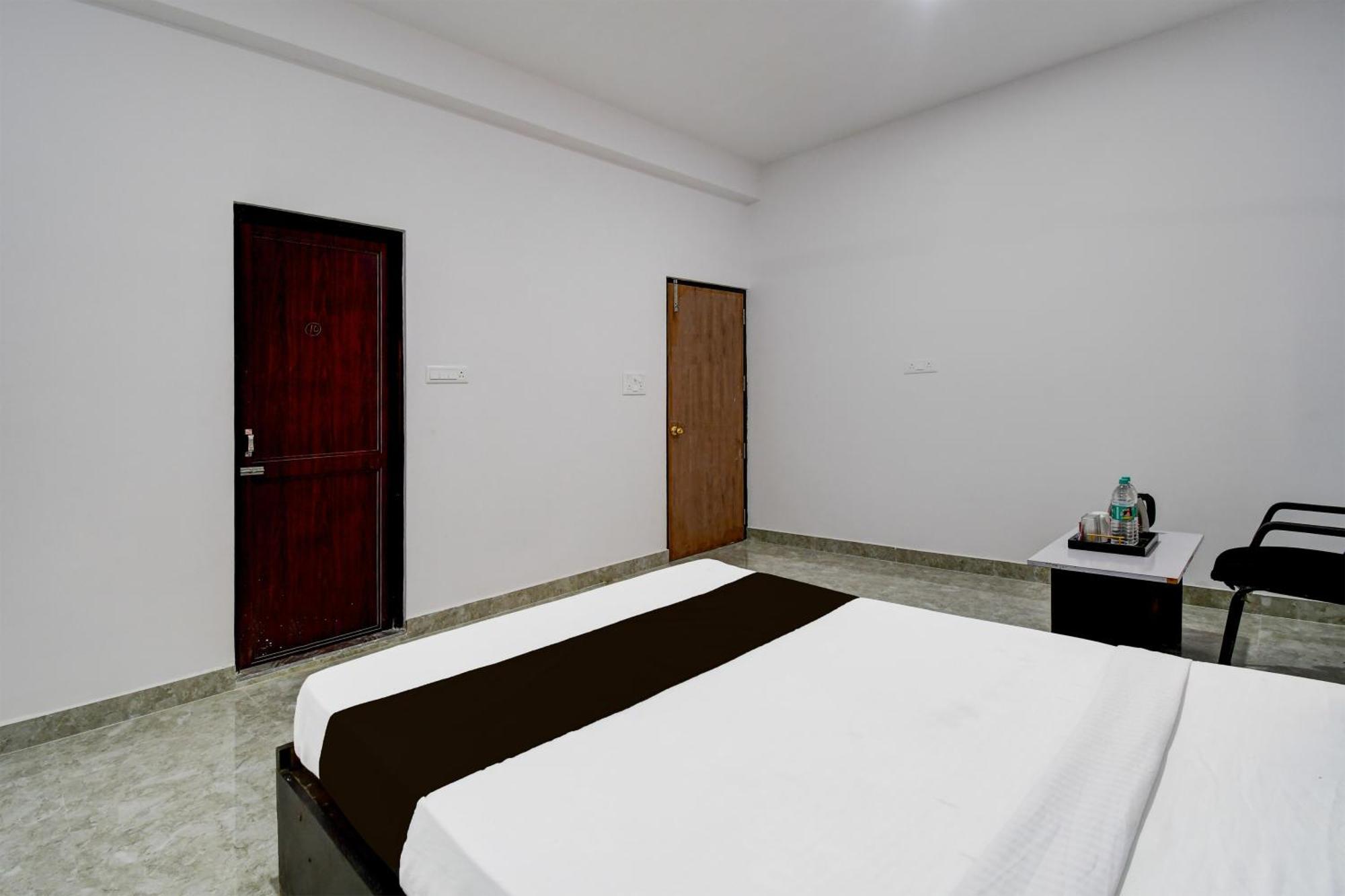 Khandagiri Hotel O Sai Darpan Residency מראה חיצוני תמונה